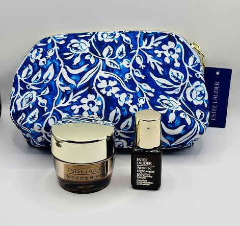 Estée Lauder – Exklusives Pflege-Set: Beauty Bag mit  Revitalizing Supreme+