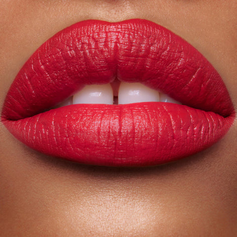 Charlotte Tilbury – Matte Revolution Lippenstift (3,5 g) – Farbe: Hollywood Vixen